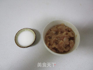 【上海】黄芽菜肉丝春卷的做法步骤：2