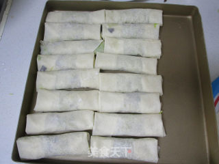 【上海】黄芽菜肉丝春卷的做法步骤：13