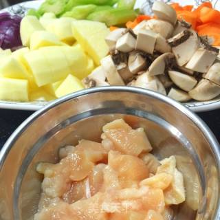 【广东】鸡肉鲜蔬奶油浓汤的做法步骤：2