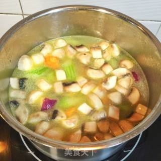 【广东】鸡肉鲜蔬奶油浓汤的做法步骤：7