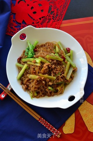【山东】肉末粉丝炒芹菜的做法步骤：7