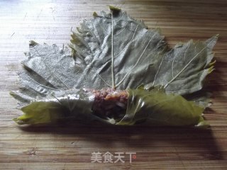 葡萄叶肉卷的做法步骤：7