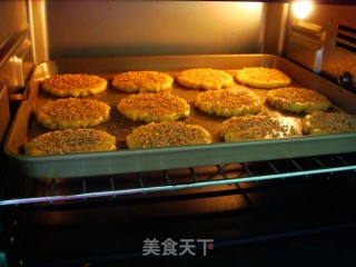【河南】芝麻香酥饼的做法步骤：12