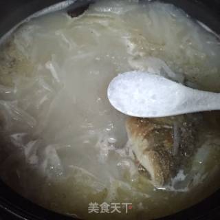 【金华】萝卜丝鲫鱼汤的做法步骤：9
