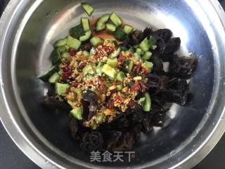 【东北】黄瓜拌木耳的做法步骤：7