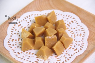 甜而不腻，入口丝滑——太妃糖的做法步骤：9