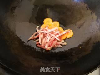 【烟台】葱爆肉骨汤面的做法步骤：5