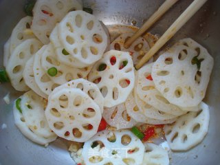 【河北】凉拌藕片的做法步骤：4