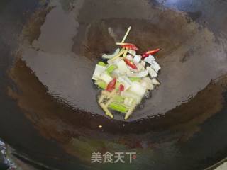 【烟台】青椒肉丝的做法步骤：2