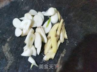 【台州】青椒炒肚片的做法步骤：4