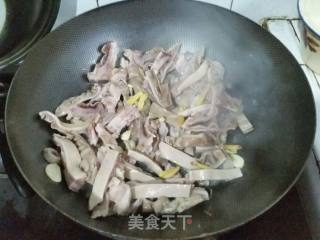 【台州】青椒炒肚片的做法步骤：6