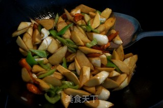 【北京】素炒茭白胡萝卜的做法步骤：8