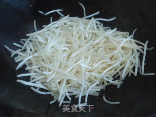 【天津】鸡丝银针的做法步骤：8