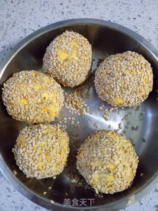 【天津】南瓜豆沙麻团的做法步骤：9