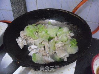 【东北】肥肠炒白菜片的做法步骤：7