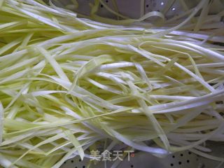 【开封】大肉韭黄锅贴的做法步骤：2