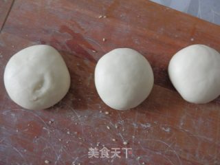 【开封】芝麻盐烧饼的做法步骤：1