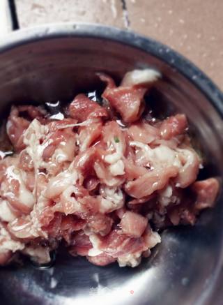 瘦肉粥的做法步骤：1