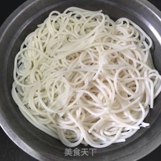 【龙岩永定】肉末鸡蛋青菜米粉的做法步骤：4