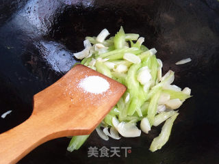 【天津】西芹百合的做法步骤：6