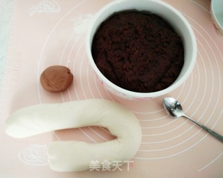 小猪豆沙包的做法步骤：5