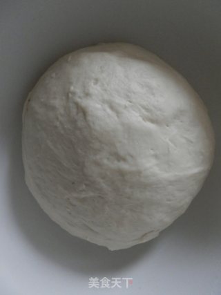 【开封】炸油馍圈的做法步骤：1