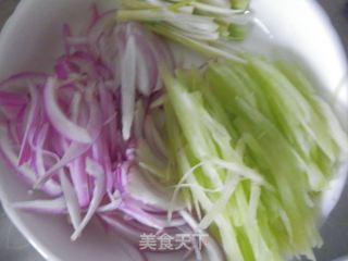 【开封】素炒手切面的做法步骤：5