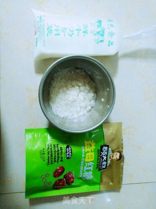 醇香奶茶的做法步骤：1