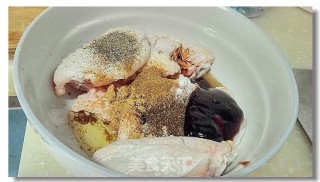 【重庆】生煎鸡翅的做法步骤：2
