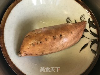 蜂蜜奶油地瓜的做法步骤：1