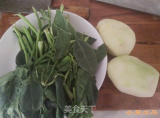 【陕西】老榆林菠菜焖肉丝的做法步骤：1