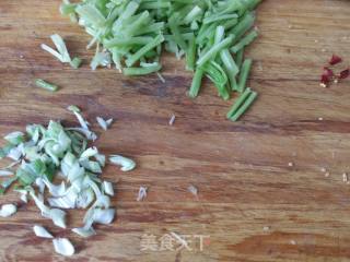 【东北】芹菜炒土豆丝的做法步骤：3