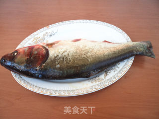 【天津】红烧鱼的做法步骤：1