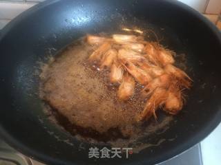 【江苏】虾油萝卜丝的做法步骤：1