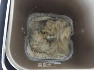 【东北】全麦葡萄干面包的做法步骤：1