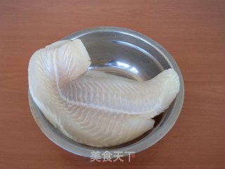 【天津】】芫爆鱼片的做法步骤：1