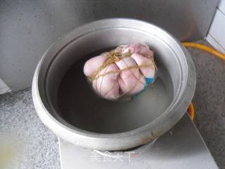 【东北】红烧汁焖肘子的做法步骤：3