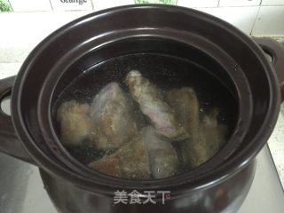 【常德】腊味萝卜汤的做法步骤：4