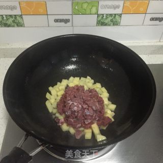 【常德】土豆牛肉焖饭的做法步骤：4