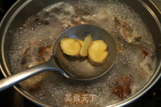 【北京】烤鸭架浓汤的做法步骤：6