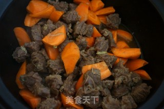 【北京】牛腩炖胡萝卜的做法步骤：7
