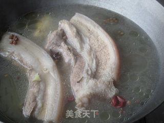 【河南】梅干菜回锅肉的做法步骤：4