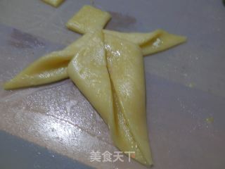 【开封】酥饼－玉兰花酥的做法步骤：5
