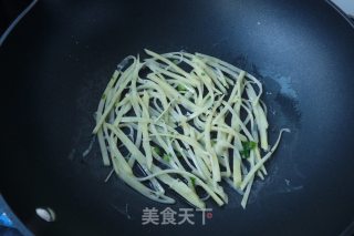 【广东】香葱土豆丝的做法步骤：5