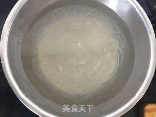 【东北】酱粉条的做法步骤：2