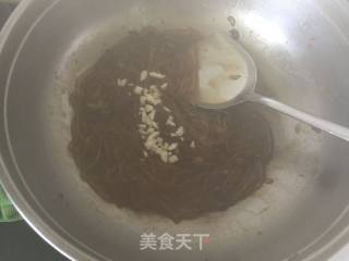 【东北】酱粉条的做法步骤：7