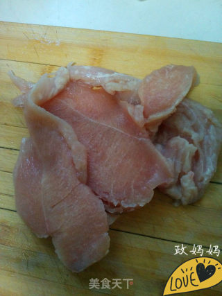 【山东】炸鸡排的做法步骤：1