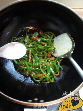 【山东】青椒肉丝的做法步骤：8