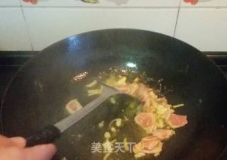 蘑菇炒肉的做法步骤：4