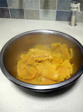 【四川】南瓜豆沙丸子的做法步骤：2